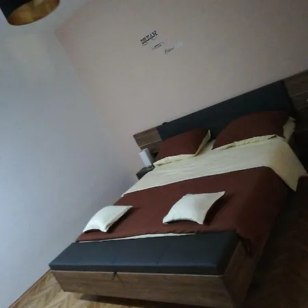 Custic Apartment