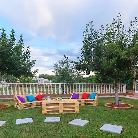 Apartament Custic